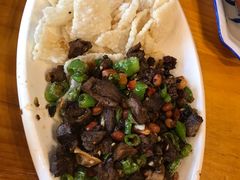 锅巴牦牛肉-小厨子私房菜·云南美食店