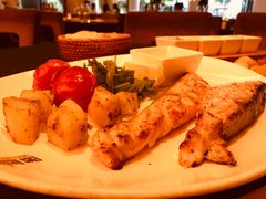 -Efes Turkish & Mediterranean Cuisine 艾菲斯餐厅(陆家嘴店)