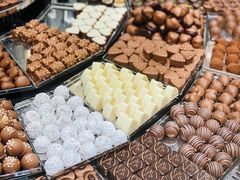 -Laderach 莱德拉(上海环贸iapm店)