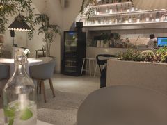 -春树下·树屋花房西餐厅(罍街AS1980店)