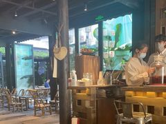 大堂-Metal hands·铁手咖啡