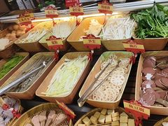 -四囍码头海鲜烧烤自助火锅(外滩南京东路悦荟广场店)