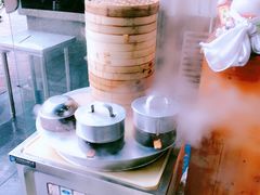 -黄桷树曹家私房菜(江与城店)