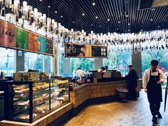 -星巴克臻选(湖滨道店)