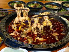 -三道苗苗鱼·美蛙黄辣丁(八里店)