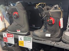 -迪卡侬(西三旗店)