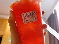 -CoCo都可(湖滨银泰店B区店)