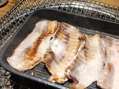 -鑫釜山海鲜烧烤(鑫丰国际店)