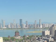 -东方豪景花园酒店·怡景旋转餐厅