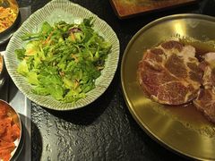 -臻牛烤肉