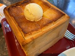 蜂蜜厚多士伴雪糕-港丽餐厅(高德置地店)