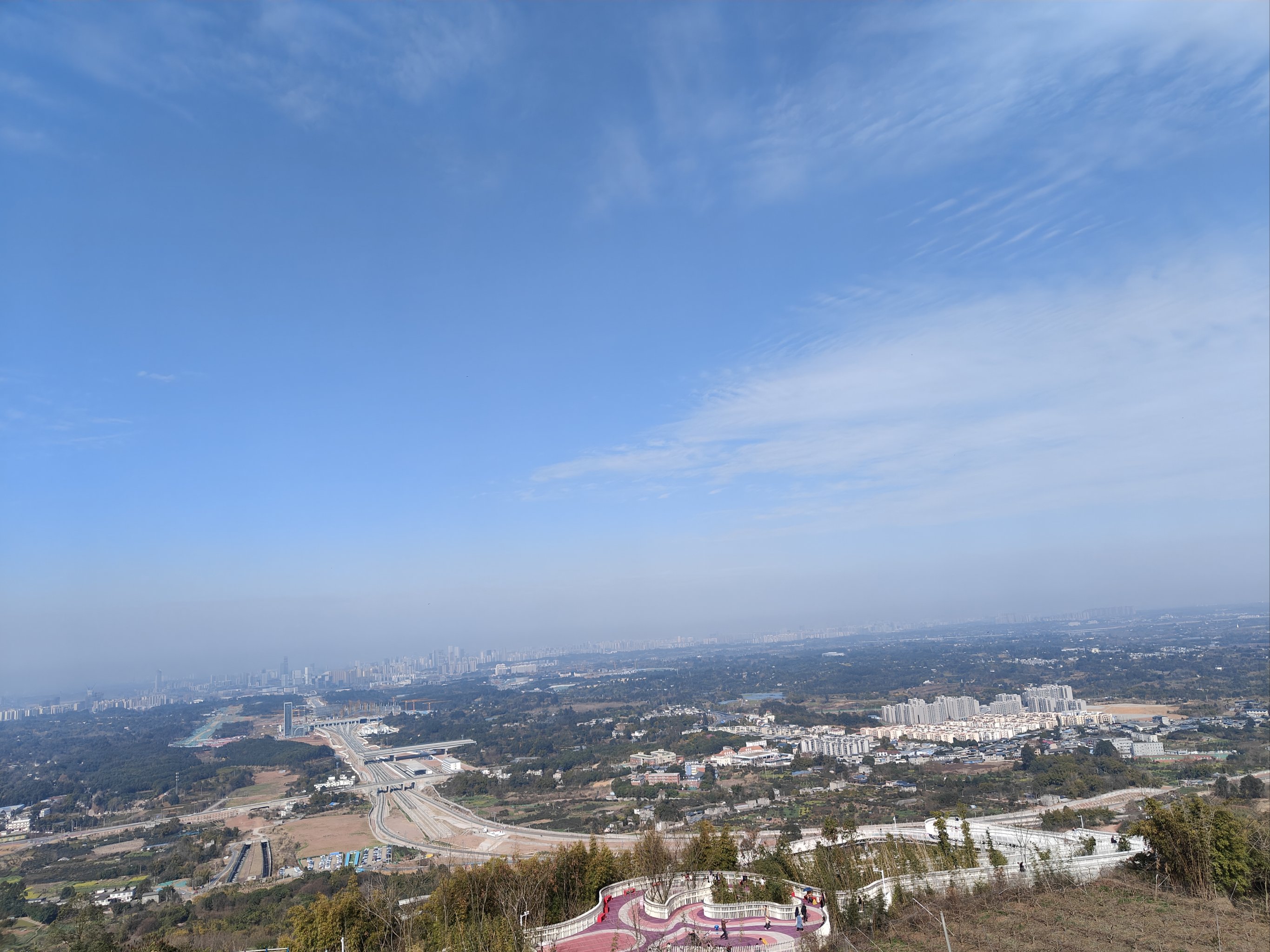 成都龙泉山观景台地址图片