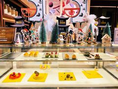 面包甜点陈列柜-大理实力希尔顿酒店•香全日制餐厅
