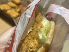-肯德基(东安路站店)