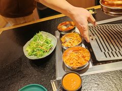 -臻牛烤肉
