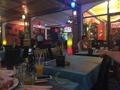 -Pakwan Restaurant & Bar