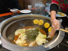 -袁小二大东北铁锅炖(吉祥村总部)