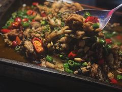 炭烧牛蛙平锅紫苏味-蘭奢雅集·江浙菜(青山江滩店)