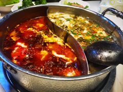 -德林酸菜鱼火锅(南丹店)
