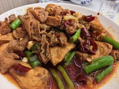 -丹水桥地锅鱼·翘嘴鲌·地方特色全鱼宴(丹江口大坝店)