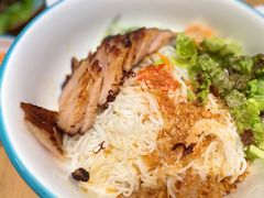 猪颈肉捞檬粉常温-越小品·越南餐厅(万科里店)