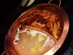 -山城鼎重庆老火锅(西安钟楼店)