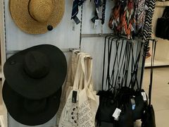 -H&M(来又来时尚购物广场店)