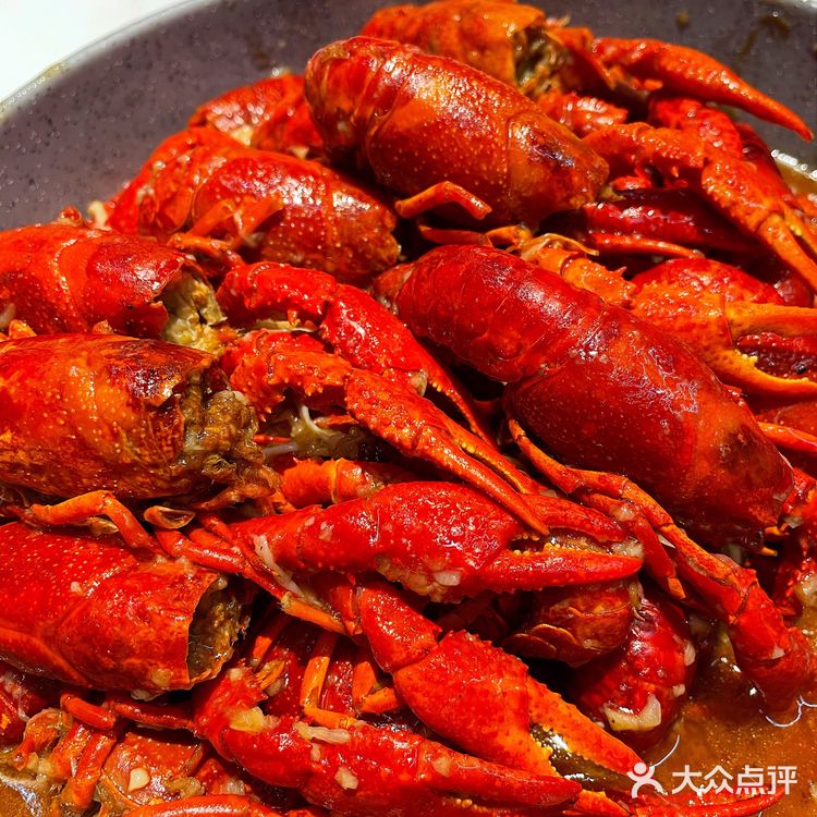 每只虾都有虾膏和虾籽🉑️蒜蓉紫苏味道真的好赞‼️