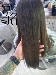 -宫铭烫发染发接发店