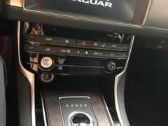 -上海伟杰·捷豹路虎4S店(闵行店)