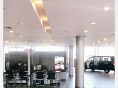 -北京鹏龙大道奔驰4S店(纪家庙店)