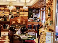 -秘密旅行Bonjour(黑金冠 江南西店)