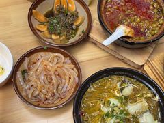 -有红鸡毛店·砂锅菜(抚琴夜市店)