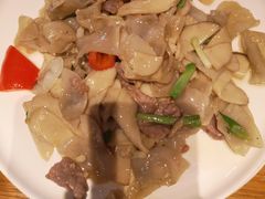 -十三式重庆江湖菜(金茂览秀城店)