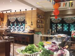 -上海皇廷花园酒店·西餐厅·自助餐