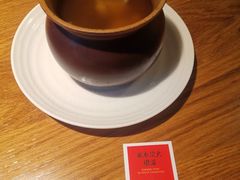 果木炭火煨羊肚菌竹荪野菌汤-庆春朴门