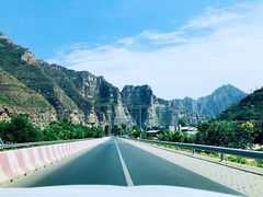 -孤山寨风景区