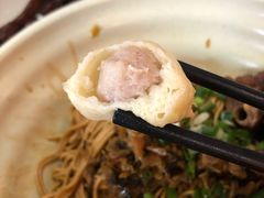 松毛汤包-佬钱湾仔(衣裳街店)