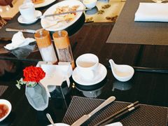 -圣丰索菲特·2 On 988 Café 自助餐厅