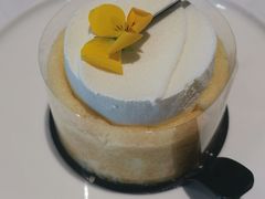 热带鸡尾酒椰子夏洛特-La Porte de Paris 巴黎之门法式甜品