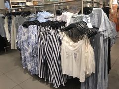-H&M(星河城店)