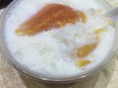 木瓜雪耳鲜奶-百花传统甜品店(原址店)