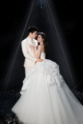 -雪中彩影婚纱摄影·微光艺术中心