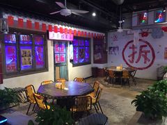大堂-马路牙子地桌烤肉(工体店)