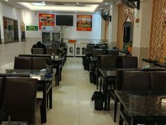 大堂-清真·玛丽亚新疆菜主题餐厅(浙江中路店)