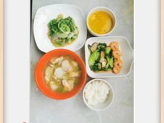 -爱月宝月嫂·育儿嫂(哈尔滨总店)