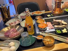 -臻牛烤肉