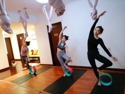 -Yvon yoga 瑜伽·精准体态管理中心