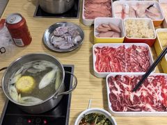 -杨老板·海鲜集市火锅·鲜切牛肉(中防万宝店)