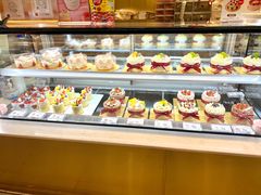 -花花卷卷·鲜食蛋糕(静安久光百货店)